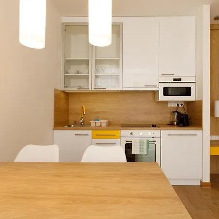 La Bella Centrum Piros/sarga * Hévíz