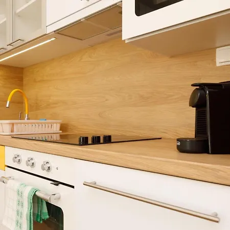 La Bella Centrum Piros/sárga Hévíz