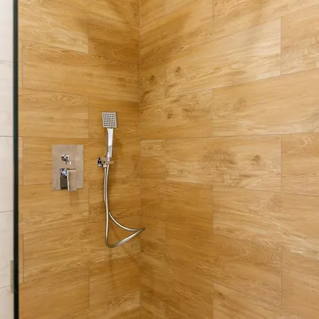 Apartmán La Bella Centrum Piros/sarga *