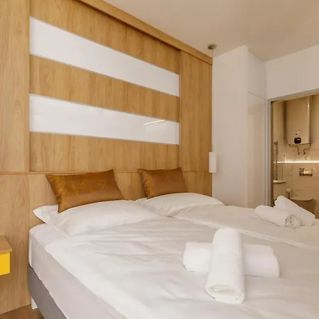 Apartamento La Bella Centrum Piros/sárga *