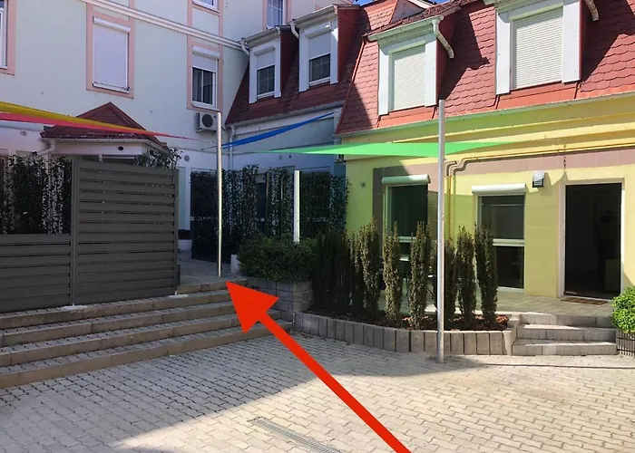 La Bella Centrum Piros/sarga דירה Hévíz