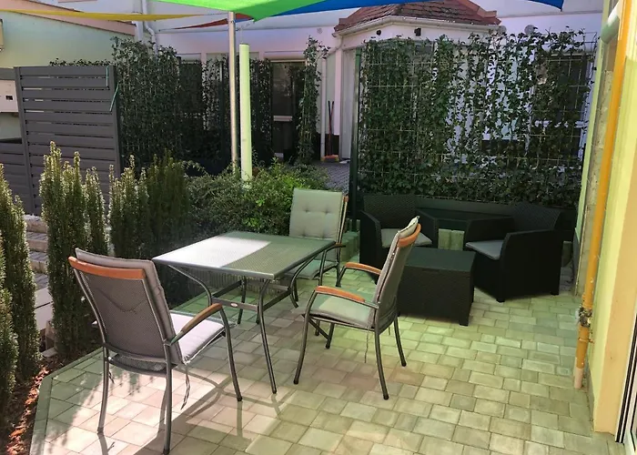 La Bella Centrum Piros/sarga Héviz